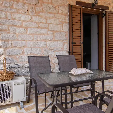 Apartament Cozy House *