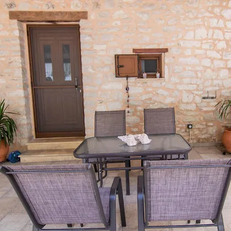 Διαμέρισμα Cozy House *