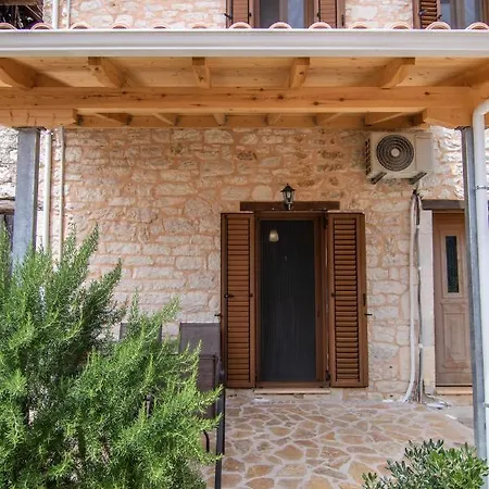 Cozy House Vlikhon